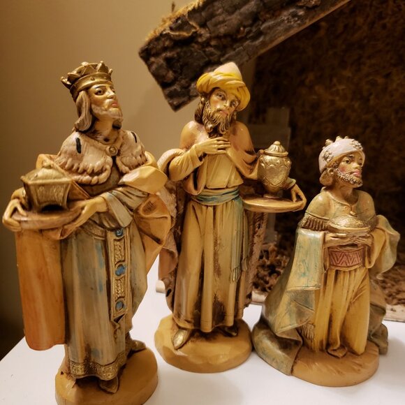 Gorgeous, 13 figure, Vintage, FONTANINI (5 Inch) Nativity scene with Creche - Picture 2 of 16